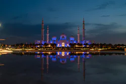 Grand Mosque, Abu Dhabi, UAE - Kel Avelino